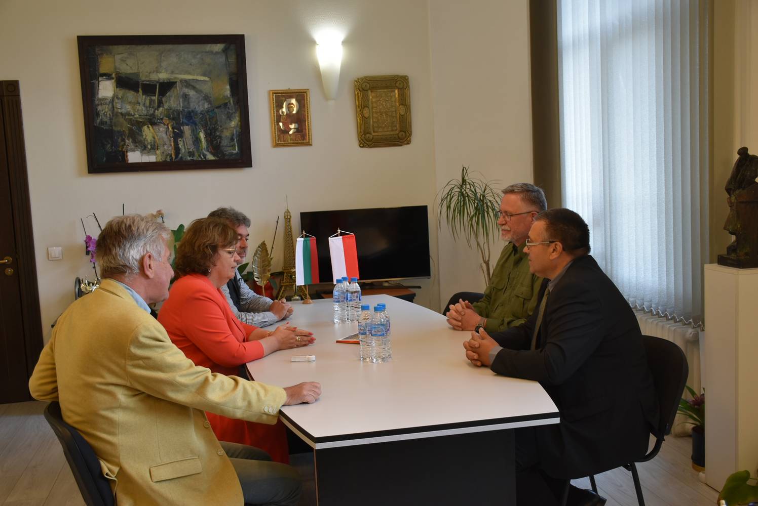 Кметът на Ловеч поздрави посланик Мачей Шимански с националния празник на Полша – 3 май 